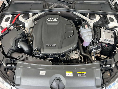 Audi A4 Select 2024