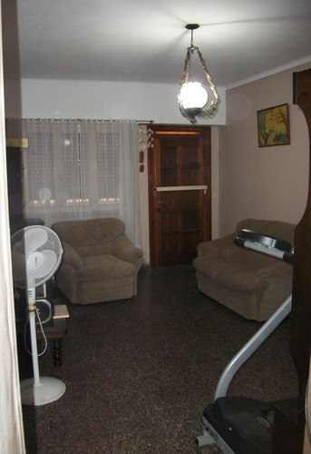 Casa En Venta - 4 Dormitorios 3 Baños - 881mts2 - Olavarría