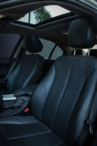 BMW Serie 3 2.0 320i Sedan Executive