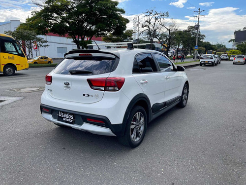 Imagen 7 de 15 de Kia 1.6 Tonic Mecanica Vibrant- Mecanico 2020