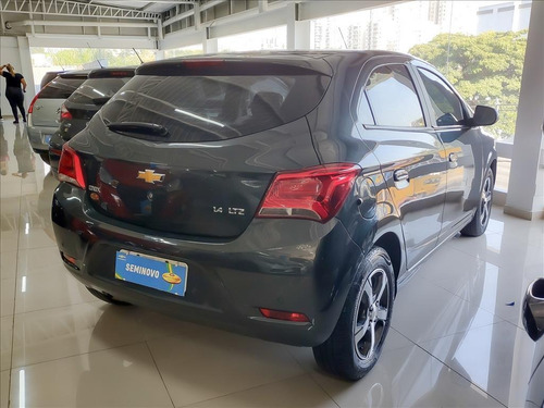 Imagem 13 de 15 de Onix 1.4 Mpfi Ltz 8v Flex 4p Manual