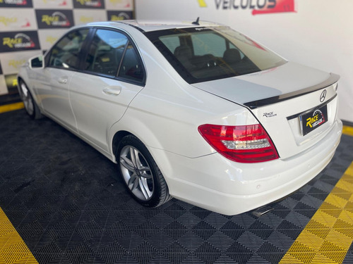 Mercedes-Benz Classe C C-180 Cgi Classic 1.8 16v 156cv Aut 2012 Gasolina