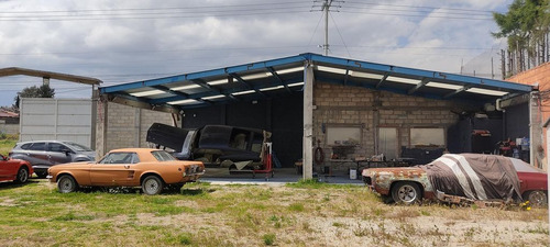 Venta Con Taller, Casa, Locales Cerca Metepec