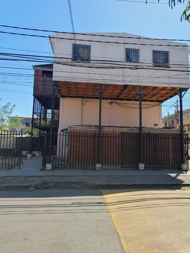 Poblacion Heroes De Iquique, Primer Piso