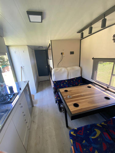 Camión Mb 1114 Con Balancín A Nuevo Motorhome