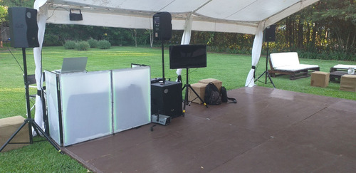 Dj Disc Jockey Para Fiestas Y Eventos.