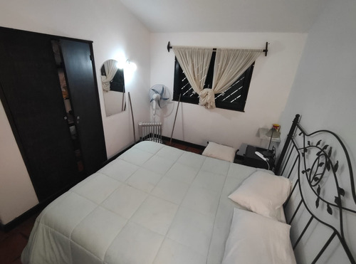Casa En Chapadmalal Con Lotes Y Departamento Excelente Inversion