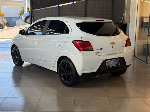 Chevrolet Onix HATCH LT 1.4 8V FlexPower 5p Mec.
