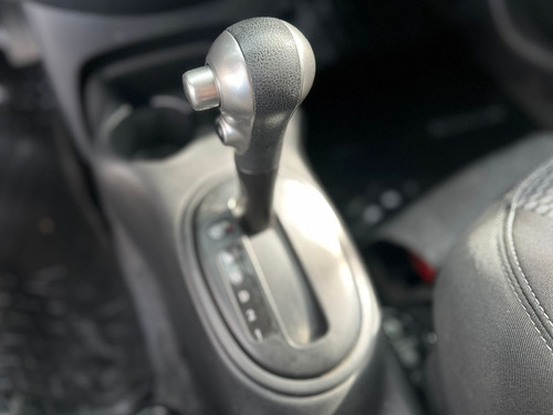 Nissan March 1.6 Advance Media Tech 107cv