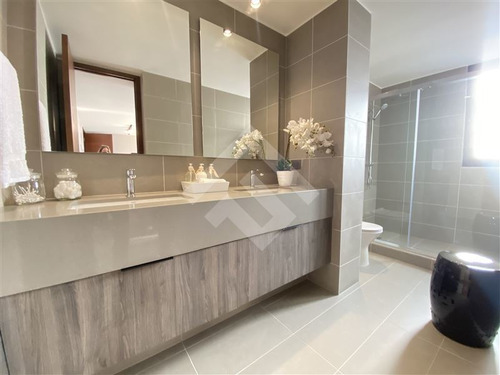 Imagen 17 de 29 de Departamento En Venta De 3 Dorm. + Estar En Las Condes
