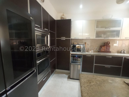 Casa En Venta Ubicada En Terrazas Del Country Valencia Carabobo 24-3485, Eloisa Mejia