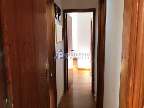 Apartamento À Venda, 2 Quartos, 1 Suíte, 1 Vaga, Botafogo - Rio De Janeiro/rj - 21967