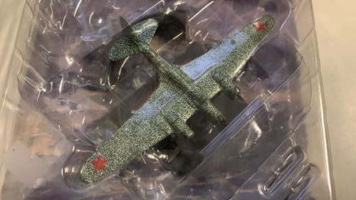 Miniatura Avião Bombardeiro Tupolev Sb 2m-100 Ussr 2° Guerra