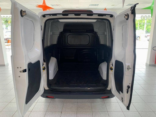 Imagem 5 de 14 de Fiat Fiorino 1.4 Mpi Furgão Hard Working 8v Flex 2p Manual