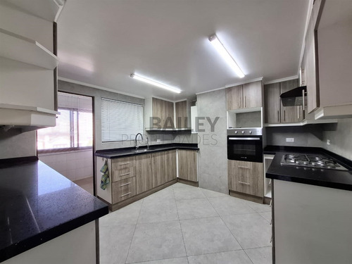 Depto. Remodelado En Venta En Los Castaños 3 Dorm. 3 Baños