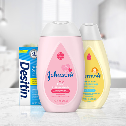Johnson's Baby First Touch - Juego De Para Bebé, Baño Color Rosa Claro Amarillo