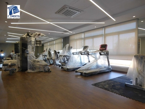 En Alquiler Apartamento Amueblado De 2 Habitaciones Nivel 9 Vista A La Ciudad Piscina, Gym, Terraza