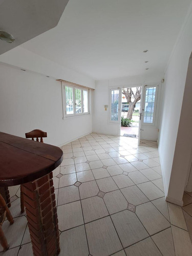 Venta Chalet En Ph 4 Ambientes Con Garaje Y Patio En Parque Luro, Mar Del Plata