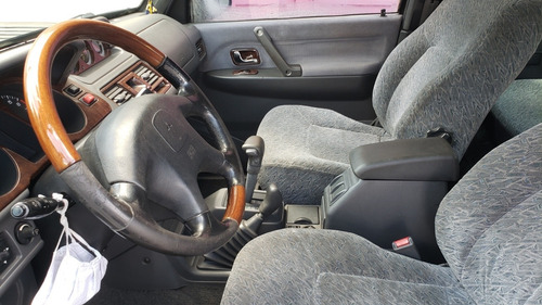 Mitsubishi Pajero Gls -b