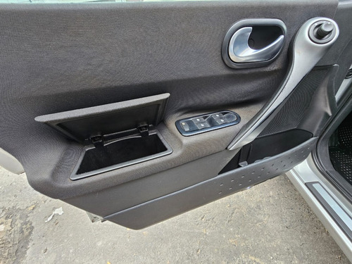 Renault Megane 1.9 I Tric Pack Plus