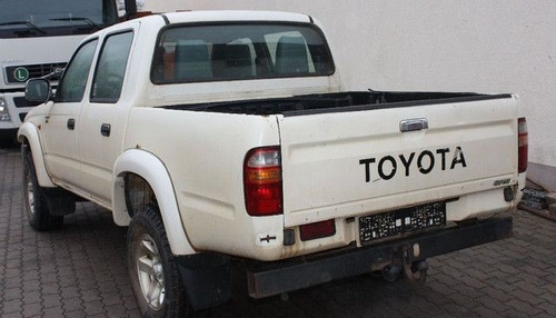 Imagen 5 de 5 de Stop Toyota Hilux 2003 - 2004 - 2005 Derecho Depo