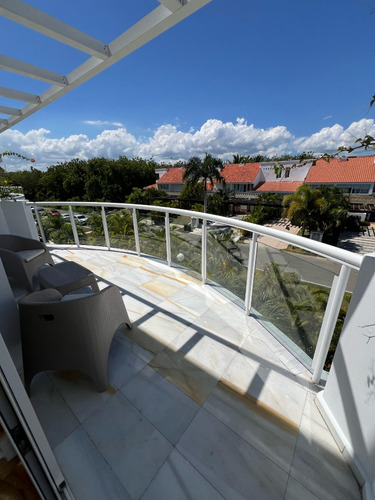 Penthouse Amueblado En Playa Nueva Romana En Alquiler