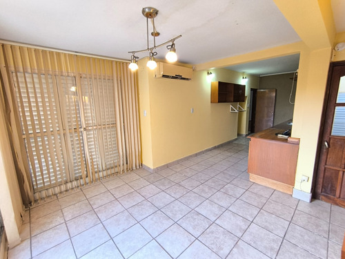 Alto Alberdi - Casa En Venta - 5 Dormitorios