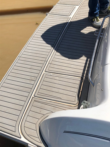Imagen 7 de 16 de Canestrari 235 Lancha Cuddy V8 Duo Prop