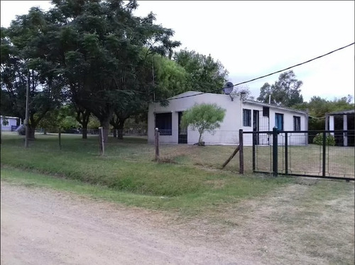 Casa En Costa Azul Canelones 3 Cuartos Más De 70 Mt2