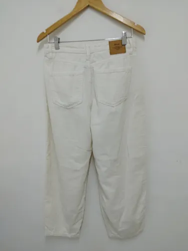 Pantalon pana blanco stradivarius deals