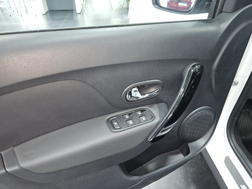 Renault Stepway 1.6 Intens 16V