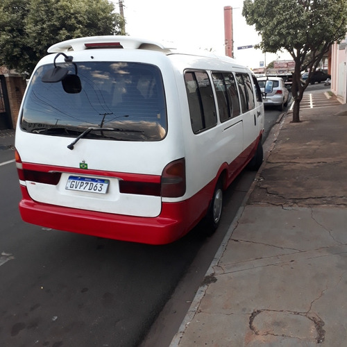 Kia Besta 2000 3.0 Gs Grand 16l 4p
