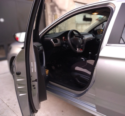 Imagen 5 de 23 de Citroën C-elysée 2019 1.6 Feel Vti 115 Am18