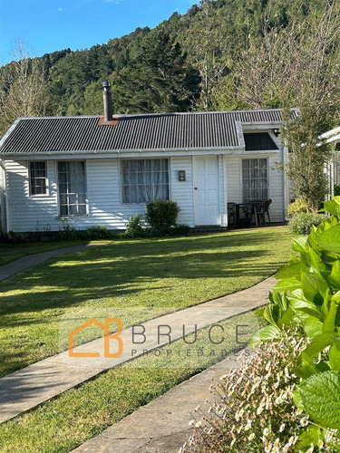 Complejo De Cabañas En Venta De 6 Dorm. En Niebla - Valdivia