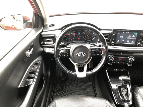 Imagen 14 de 15 de Kia Rio 5 Puertas