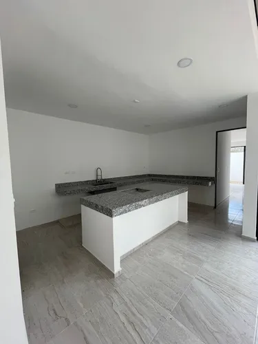Casa En Praderas Del Mayab Con Alberca, Privada Con Amenidades Zona Norte Mérida