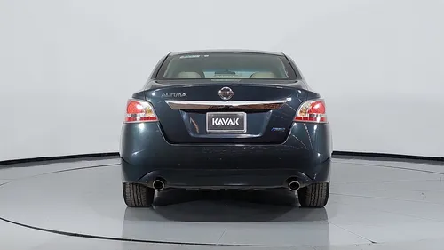 Nissan Altima 2.5 Advance Navi Cvt