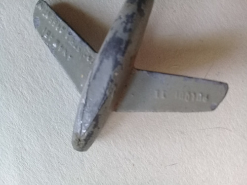 Avión De Plomo Pulqui Ii Juguete Antig De Colección Anamabi (Usado)