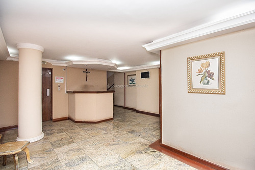 Imagem 2 de 13 de Ref.: 8020 - Loja - Centro (venda) - 12413