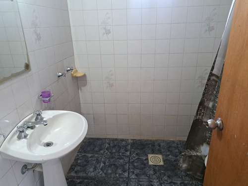 Inmobiliaria Costa Azul Vende Cuatro Casas En Un Solo Padrón, A 150 Metros De La Playa Antoniopolis, Rocha.