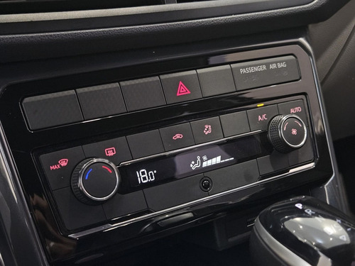 Volkswagen T-Cross 1.4 250 TSI TOTAL FLEX HIGHLINE AUTOMÁTICO