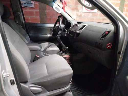 Toyota Hilux Pick-up 3.0 Cd Srv I 171cv 4x4