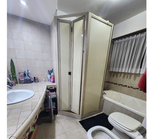 Imagen 16 de 28 de Venta- Impecable Casa En Cardeza, Monte Grande!