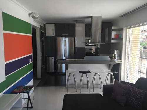 Imagen 2 de 10 de Apartamento En Venta En Conj. Resid. Punta Ballena