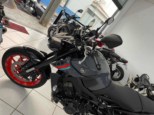 Imagem 2 de 11 de Yamaha Mt-09 Abs