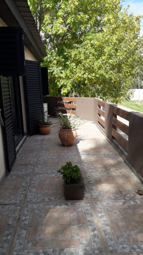 Local Sobre Avenida Con Vivienda Amplia
