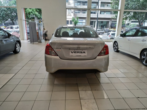 Versa V-drive Plus At