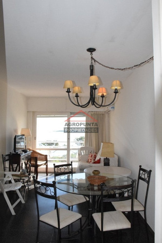 Apartamento En Mansa, 1 Dormitorios *- Ref: 4771