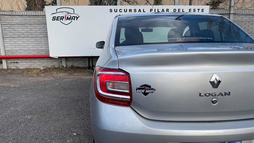Imagen 4 de 13 de Renault Logan 1.6 Expression 85cv Nac 2017
