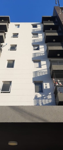 Imagen 1 de 12 de Departamento De 2 Ambientes En Venta - Moron Centro